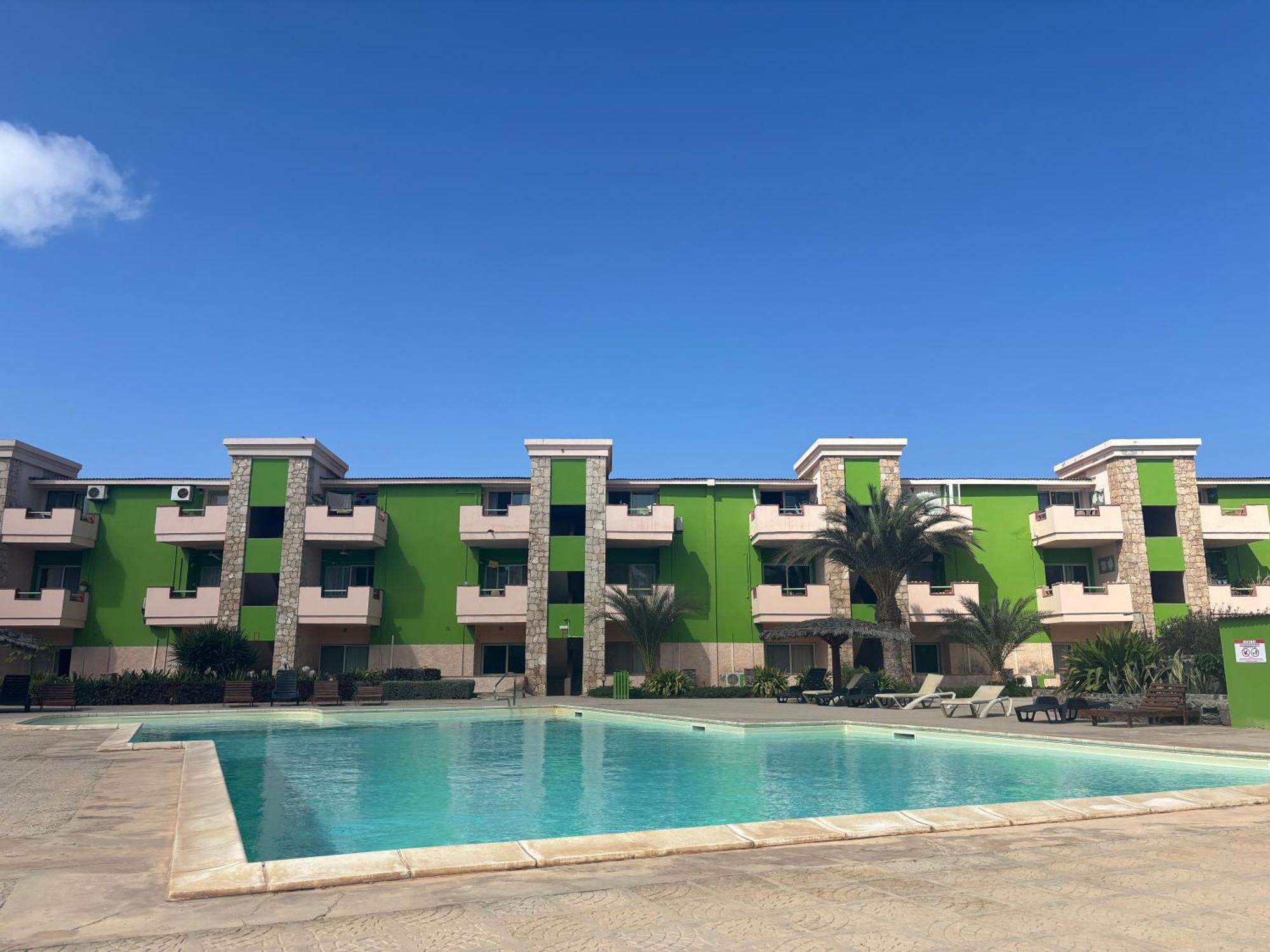 Cozy Apartment With Pool, Near Beach And Center Santa Maria Luaran gambar