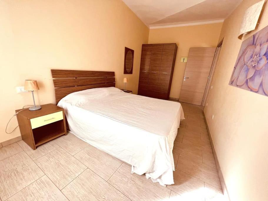 Cozy Apartment With Pool, Near Beach And Center Santa Maria Luaran gambar